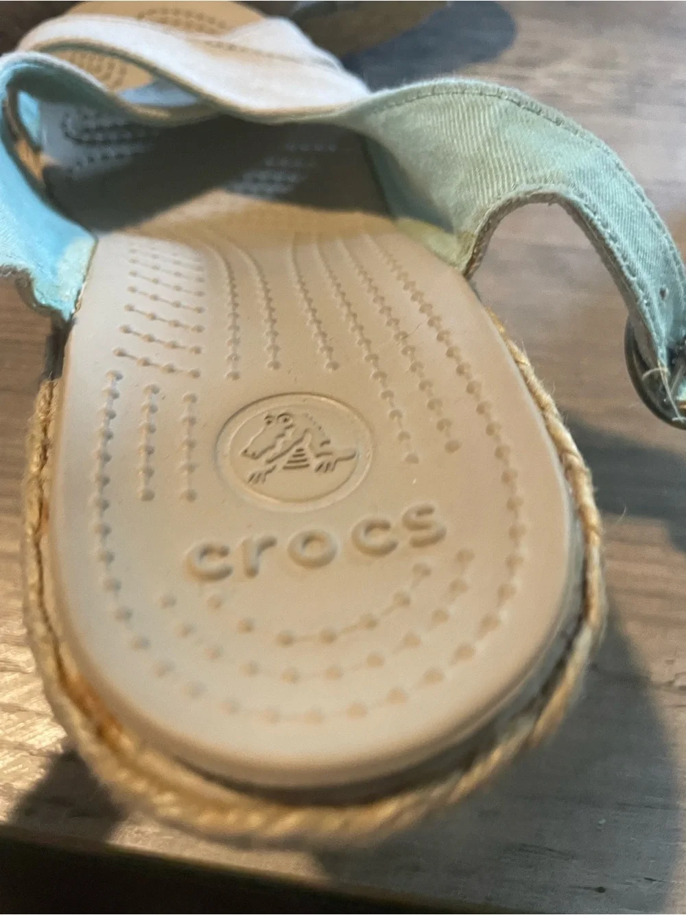 Crocs A-Leigh espadrille linen criss cross strap wedge ankle buckle sandals W8